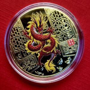 Moneta chińska wydana na Rok 2024 Drewnianego Smoka - amulet dla każdego znaku zodiaku !